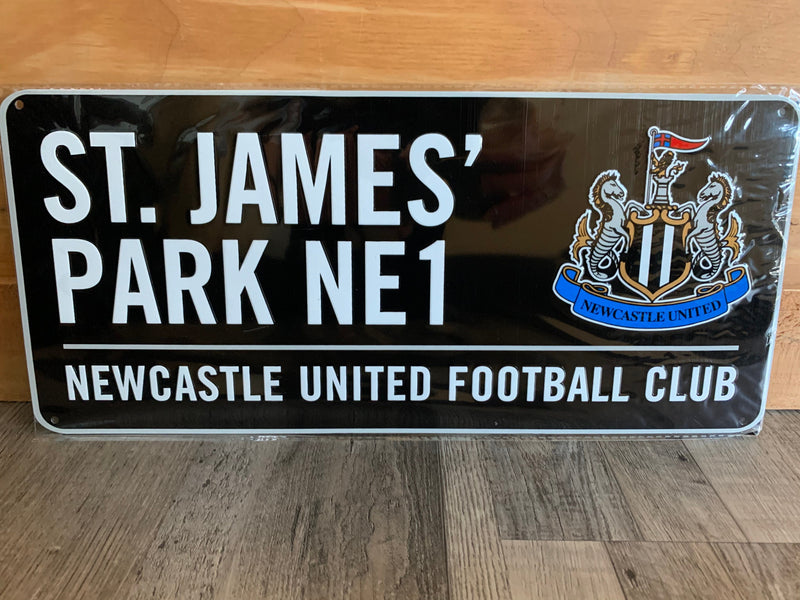 Newcastle United Street Sign (Black)
